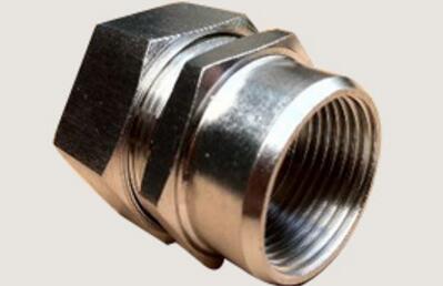 卡套式接头的安装详细步骤与细�? width=